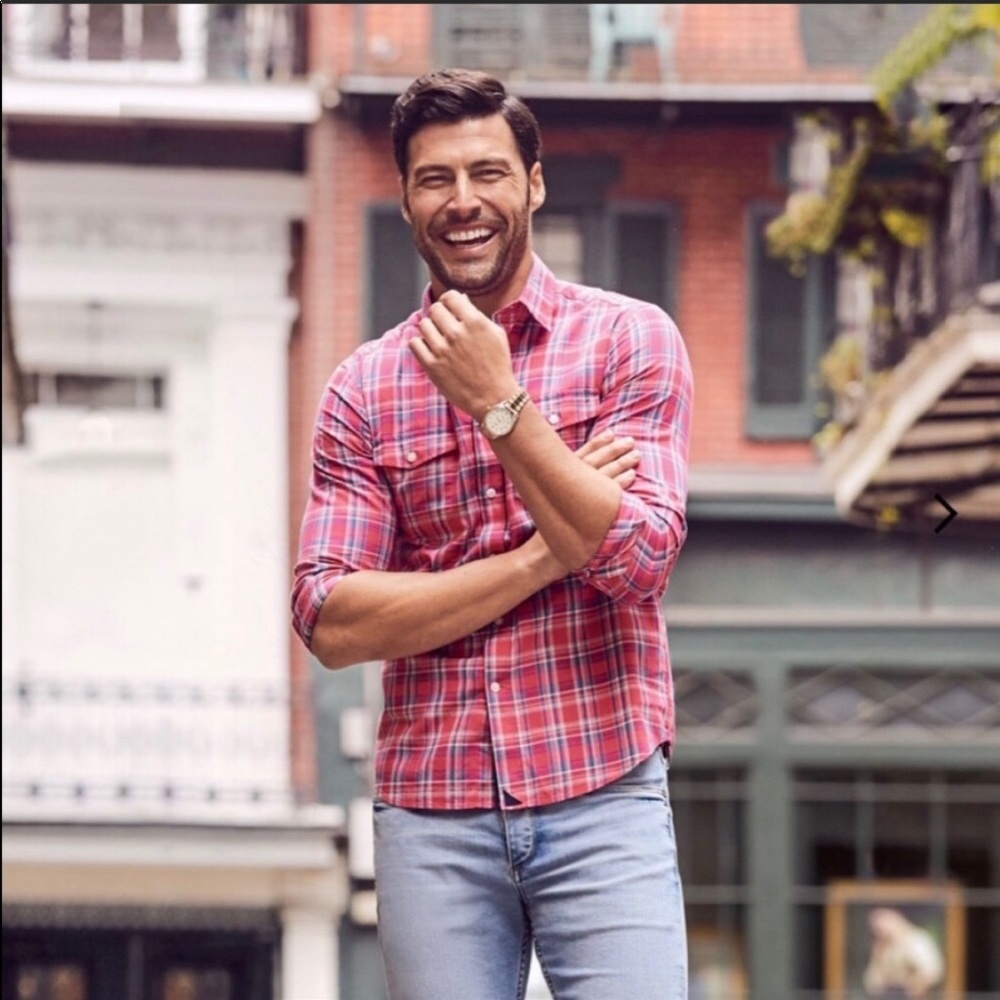 Untuckit red plaid button down shirt